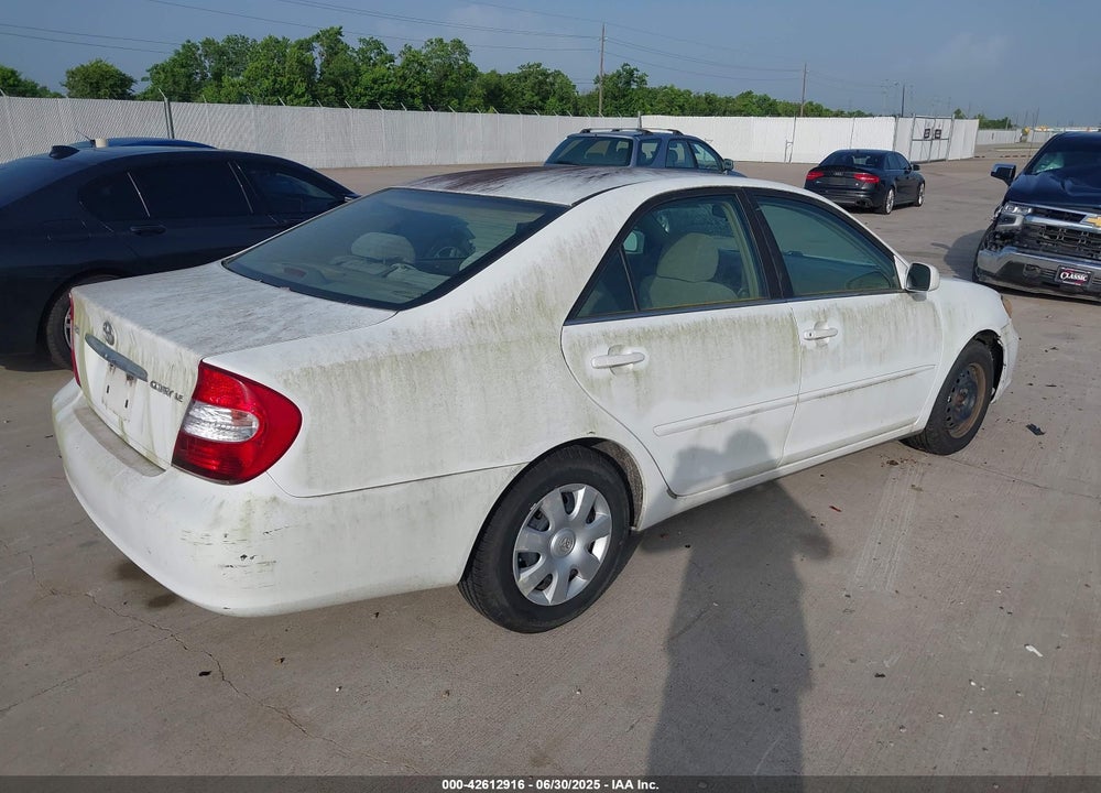2002 TOYOTA CAMRY LE VIN: 4T1BE32K02U115747