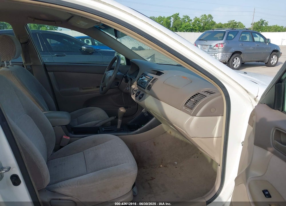 2002 TOYOTA CAMRY LE VIN: 4T1BE32K02U115747
