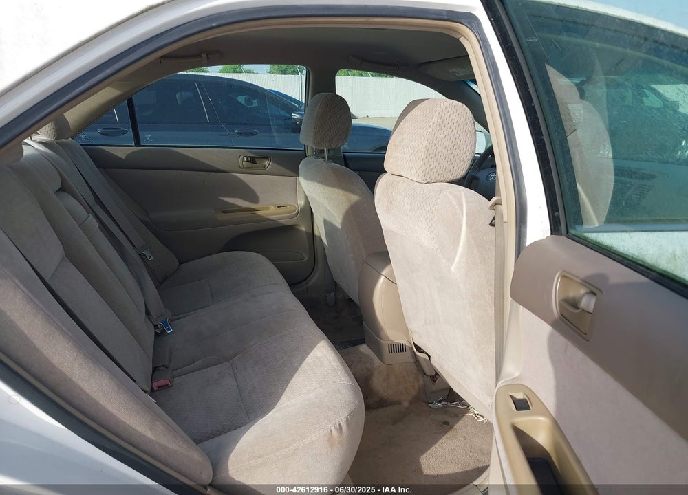 2002 TOYOTA CAMRY LE VIN: 4T1BE32K02U115747
