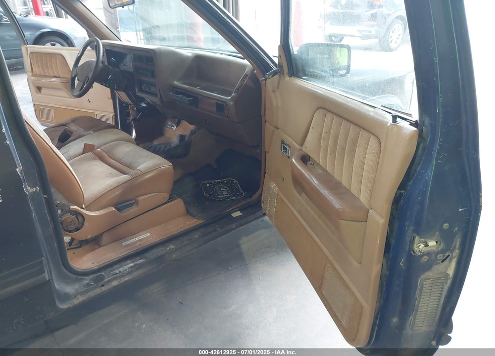 1993 DODGE DAKOTA VIN: 1B7FL23X1PS160537
