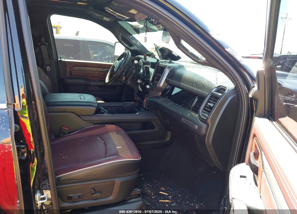 2025 RAM 2500 LIMITED 4X4 6'4 BOX VIN: 3C63R5SL7SG511735