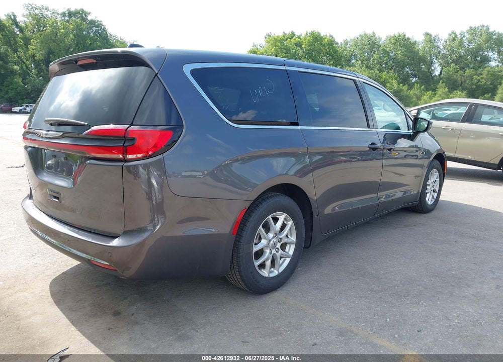 2023 CHRYSLER PACIFICA TOURING L VIN: 2C4RC1BG6PR612749