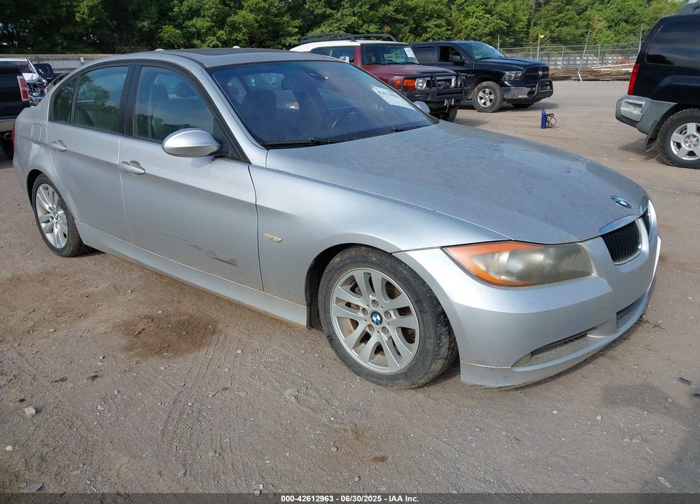 2007 BMW 328I VIN: WBAVA33537KX73892