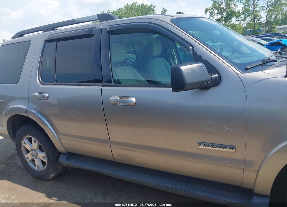 2008 FORD EXPLORER XLT VIN: 1FMEU73E98UA92588