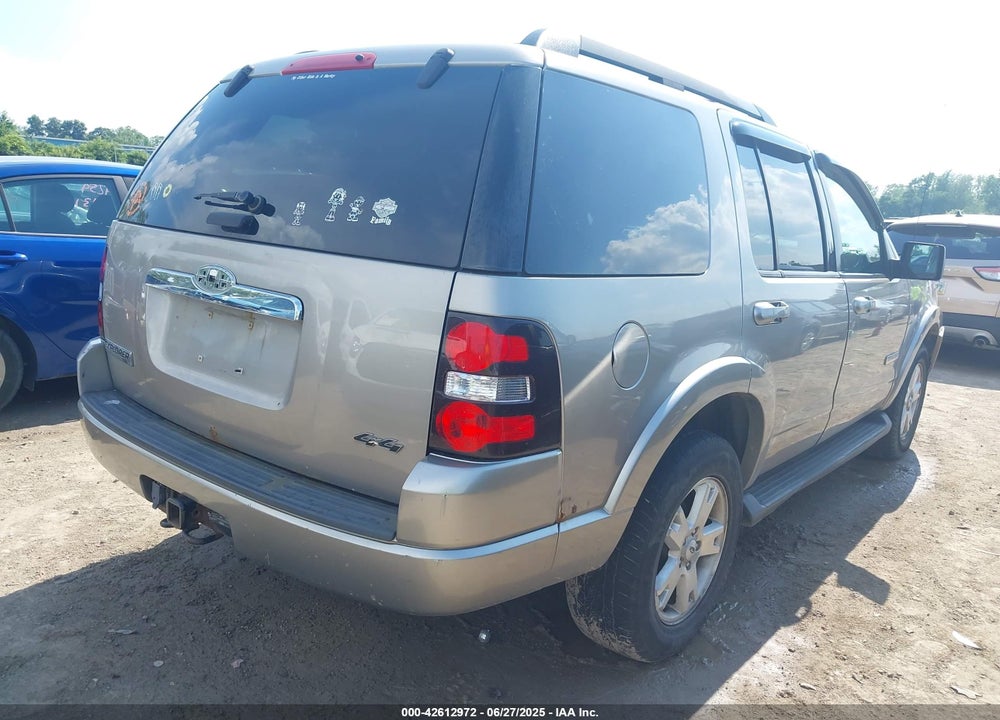 2008 FORD EXPLORER XLT VIN: 1FMEU73E98UA92588