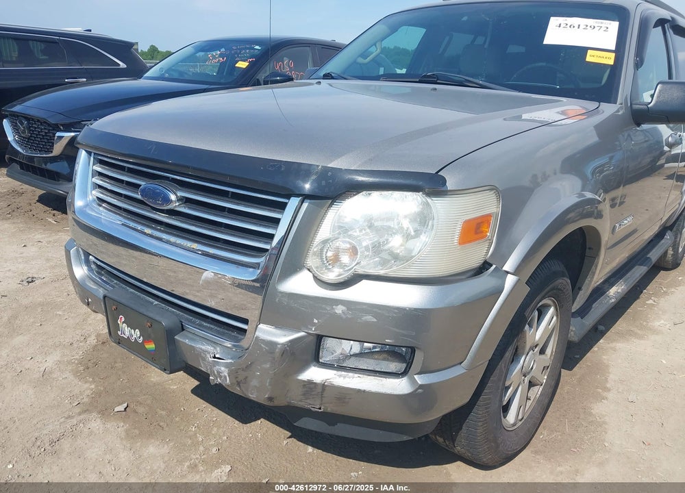 2008 FORD EXPLORER XLT VIN: 1FMEU73E98UA92588