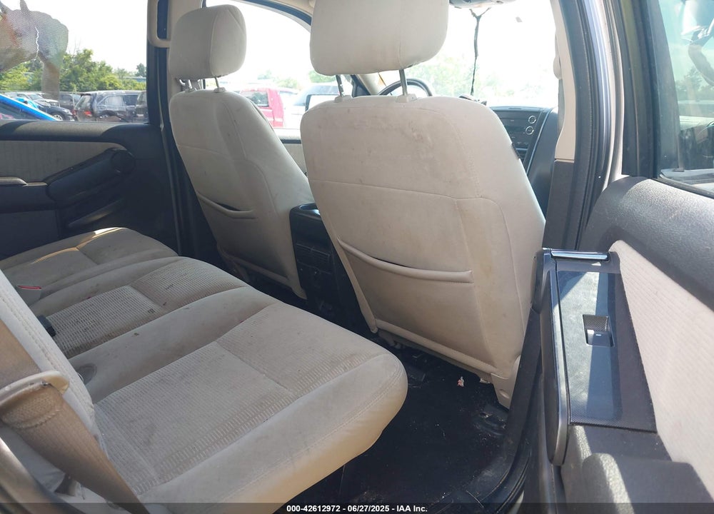 2008 FORD EXPLORER XLT VIN: 1FMEU73E98UA92588