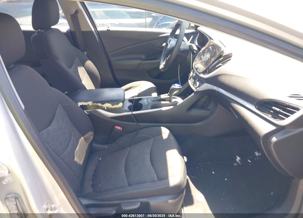 2018 CHEVROLET VOLT VIN: 1G1RC6S56JU137084
