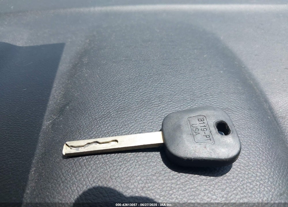 2010 CHEVROLET CAMARO VIN: 2G1FB1EV0A9209835