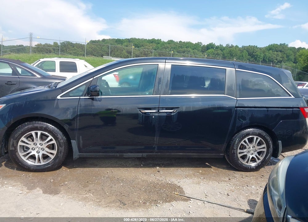2011 HONDA ODYSSEY EX-L VIN: 5FNRL5H69BB037248