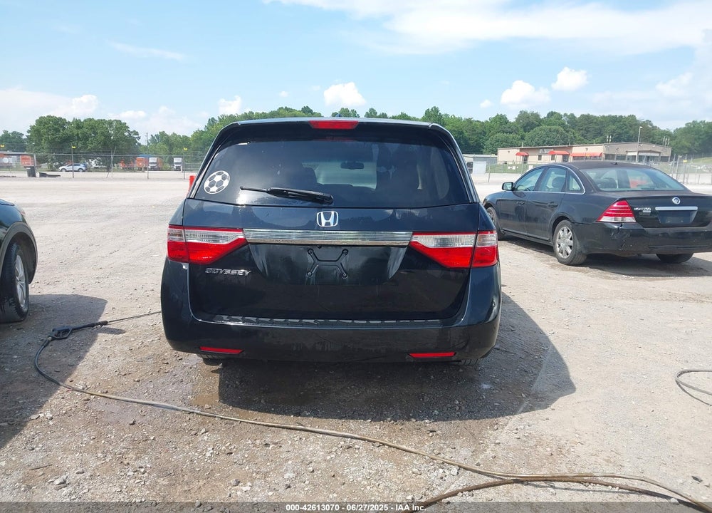 2011 HONDA ODYSSEY EX-L VIN: 5FNRL5H69BB037248