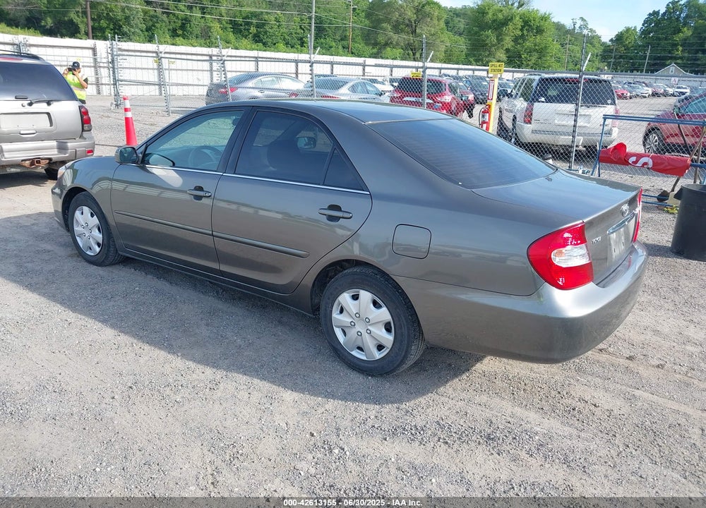 2002 TOYOTA CAMRY VIN: JTDBE32K320103653