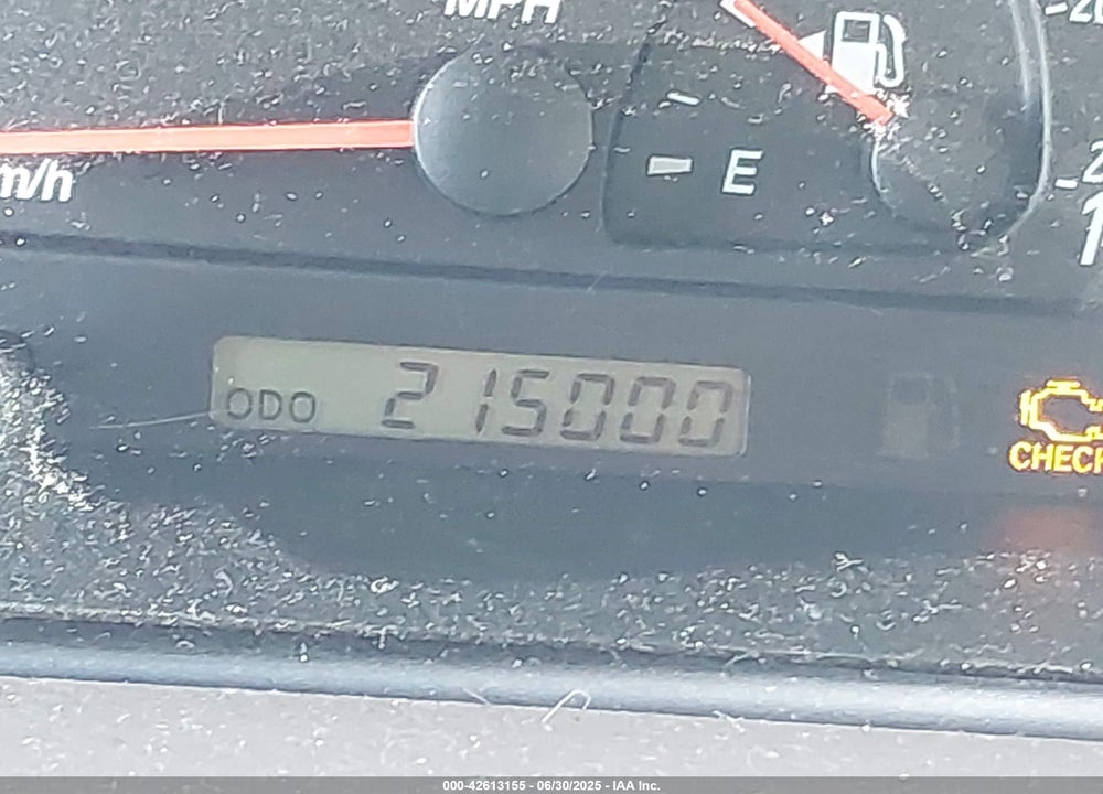 2002 TOYOTA CAMRY VIN: JTDBE32K320103653