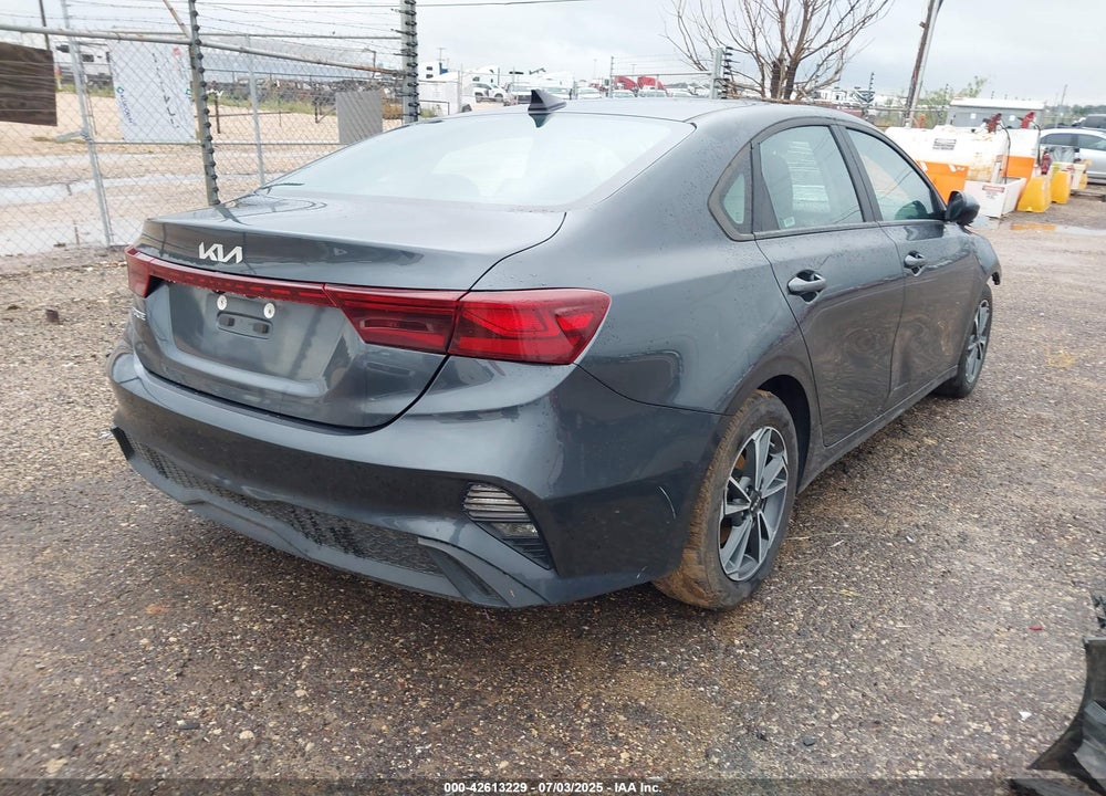 2024 KIA FORTE VIN: 3KPF24AD3RE768492