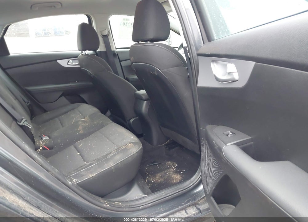 2024 KIA FORTE VIN: 3KPF24AD3RE768492