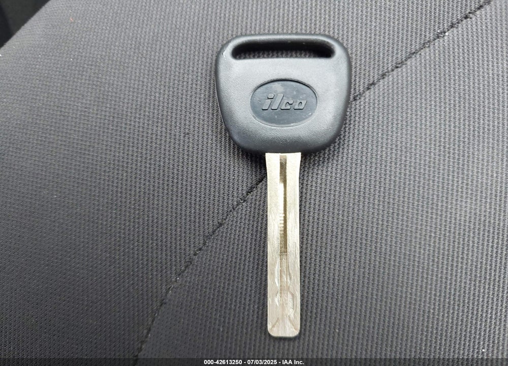 2015 KIA SOUL VIN: KNDJN2A23F7202025