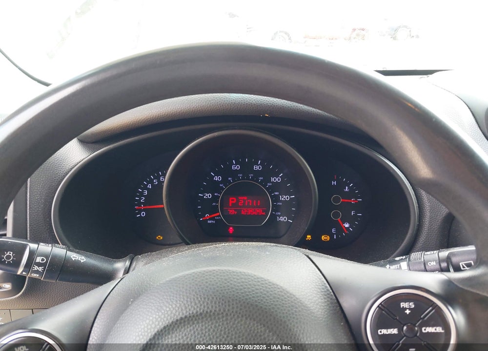 2015 KIA SOUL VIN: KNDJN2A23F7202025