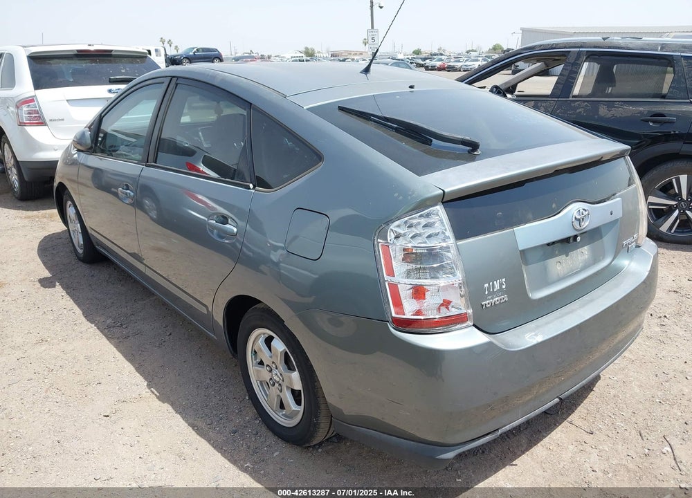 2004 TOYOTA PRIUS VIN: JTDKB20U440015138