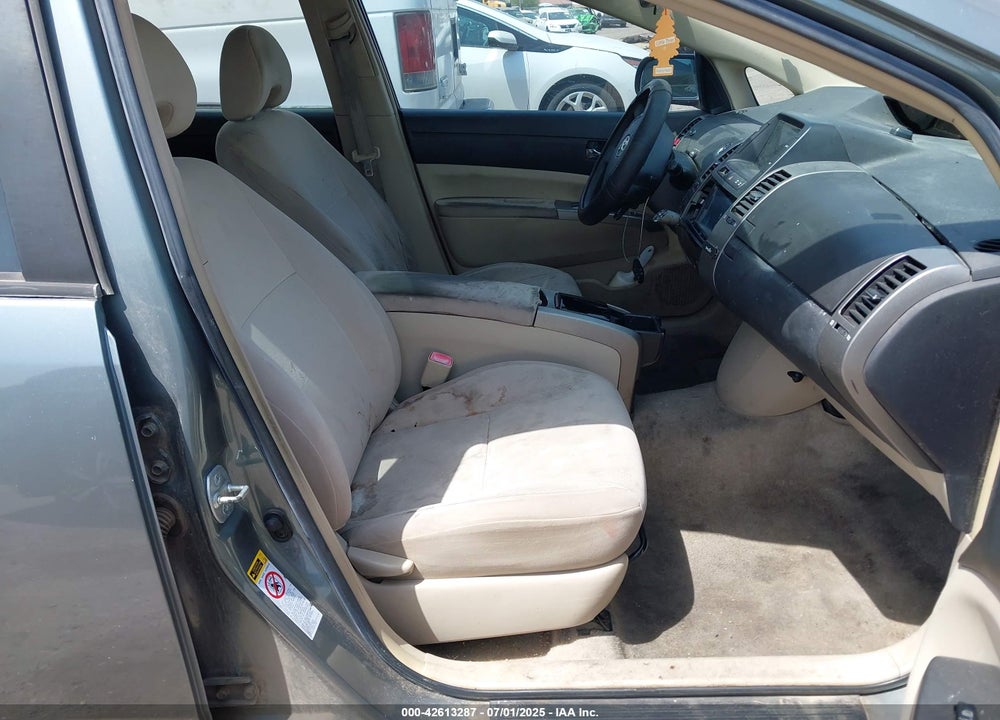 2004 TOYOTA PRIUS VIN: JTDKB20U440015138