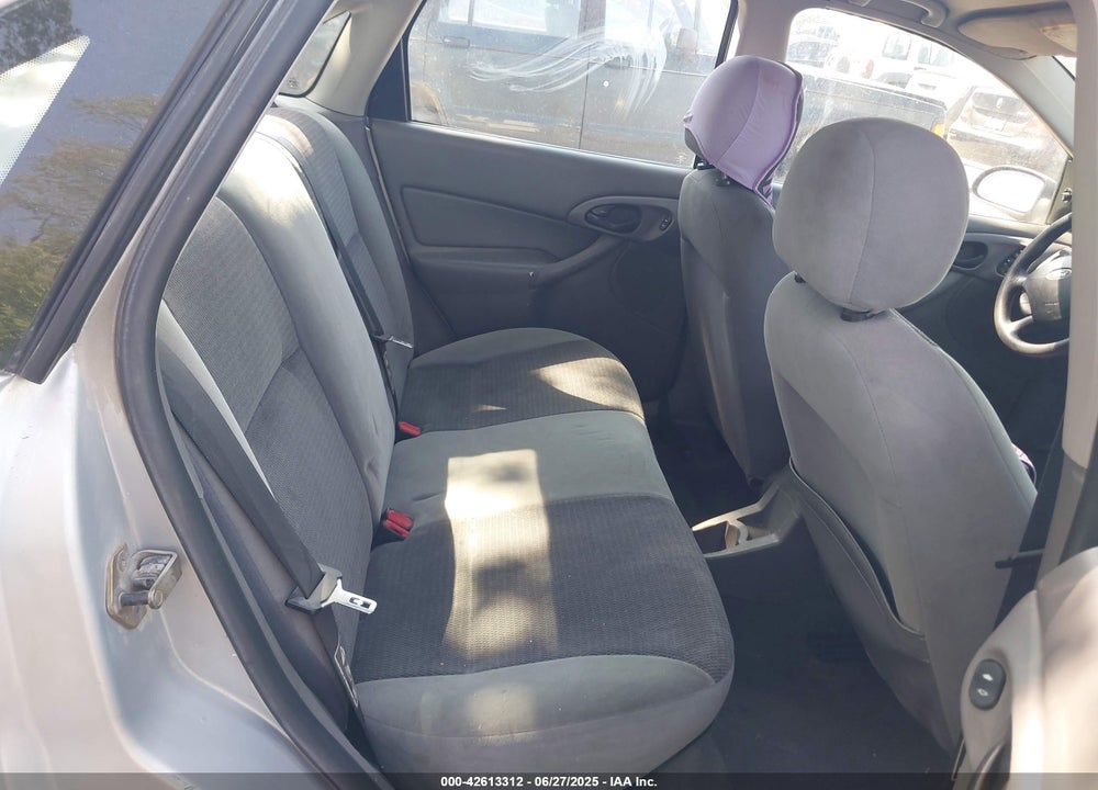 2003 FORD FOCUS SE VIN: 1FAFP34P43W222031