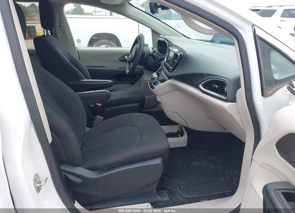 2023 CHRYSLER VOYAGER LX VIN: 2C4RC1CG3PR567798