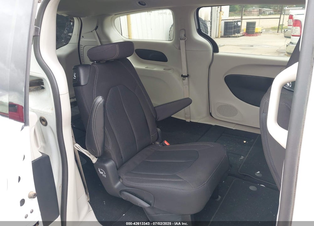 2023 CHRYSLER VOYAGER LX VIN: 2C4RC1CG3PR567798