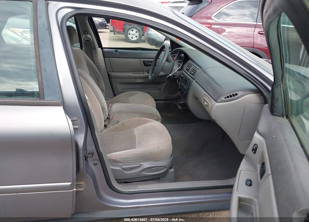 2006 FORD TAURUS VIN: 1FAFP53U06A108841