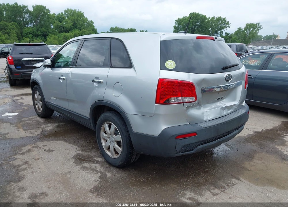 2012 KIA SORENTO VIN: 5XYKT3A19CG239862