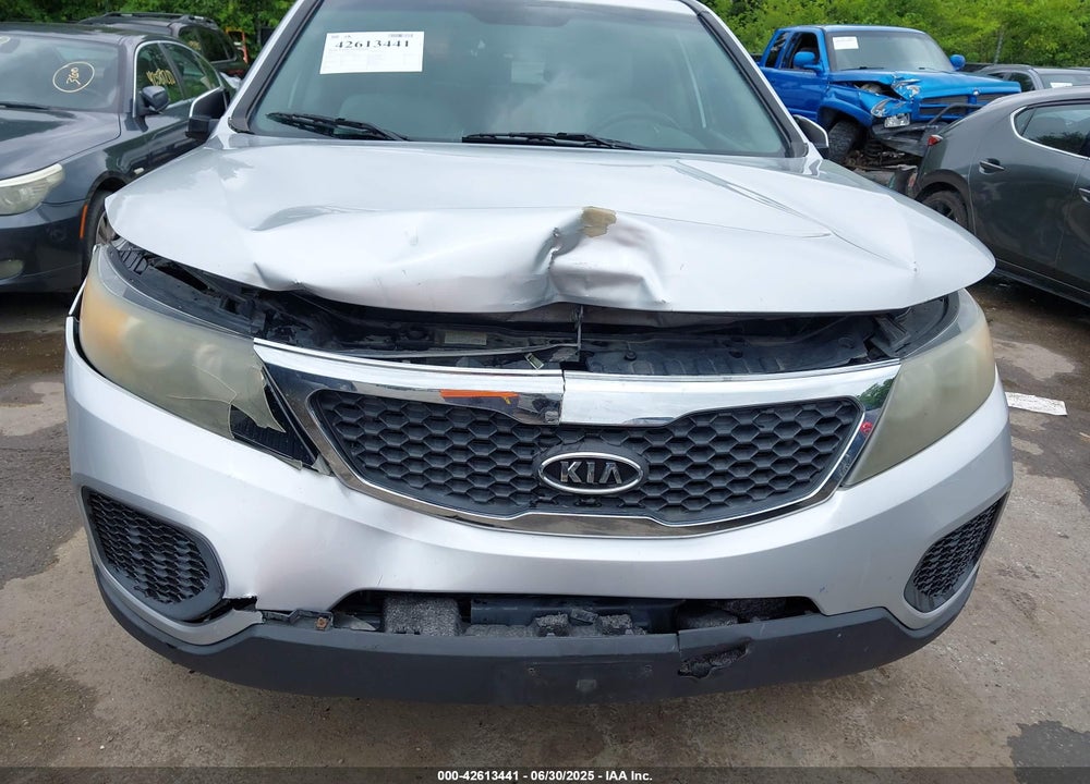 2012 KIA SORENTO VIN: 5XYKT3A19CG239862