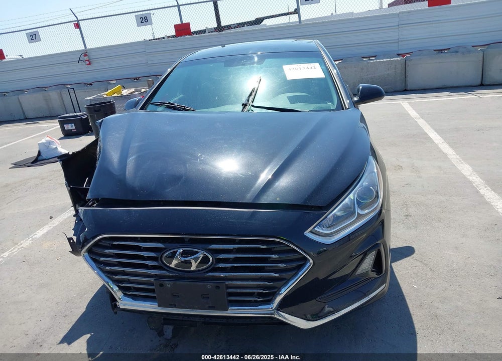 2019 HYUNDAI SONATA VIN: 5NPE24AF2KH758096