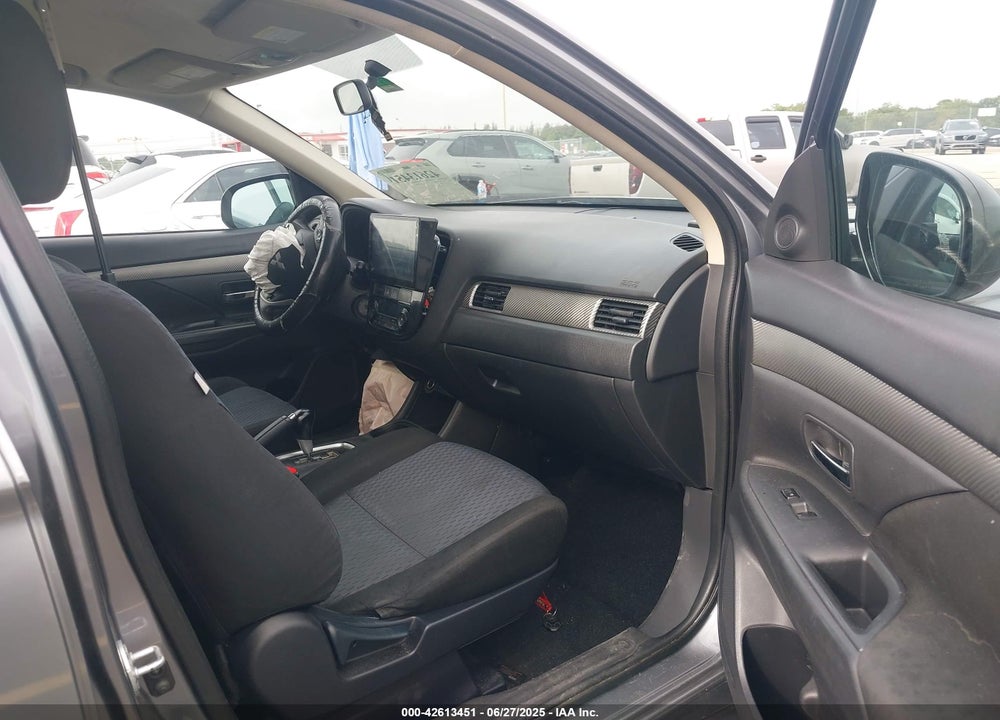 2014 MITSUBISHI OUTLANDER VIN: JA4AD2A31EZ007002