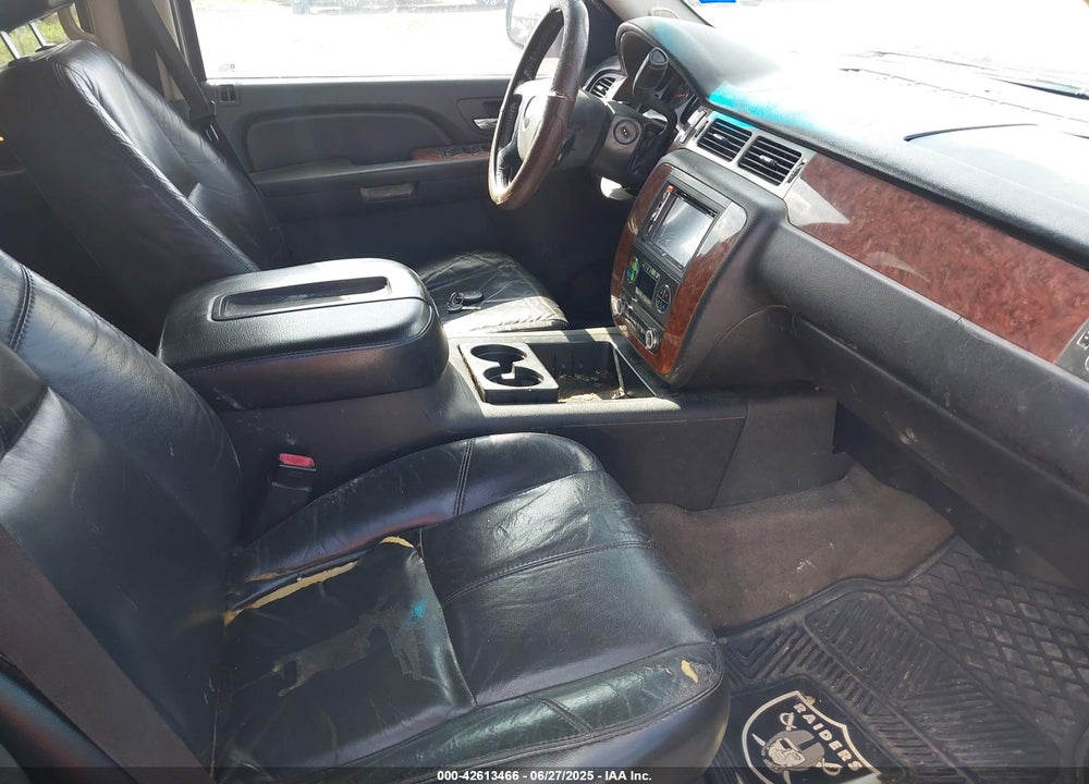 2007 CHEVROLET TAHOE LT VIN: 1GNFC13J47R265769