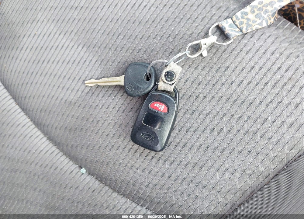 2013 HYUNDAI ELANTRA VIN: KMHDH6AE2DU000390