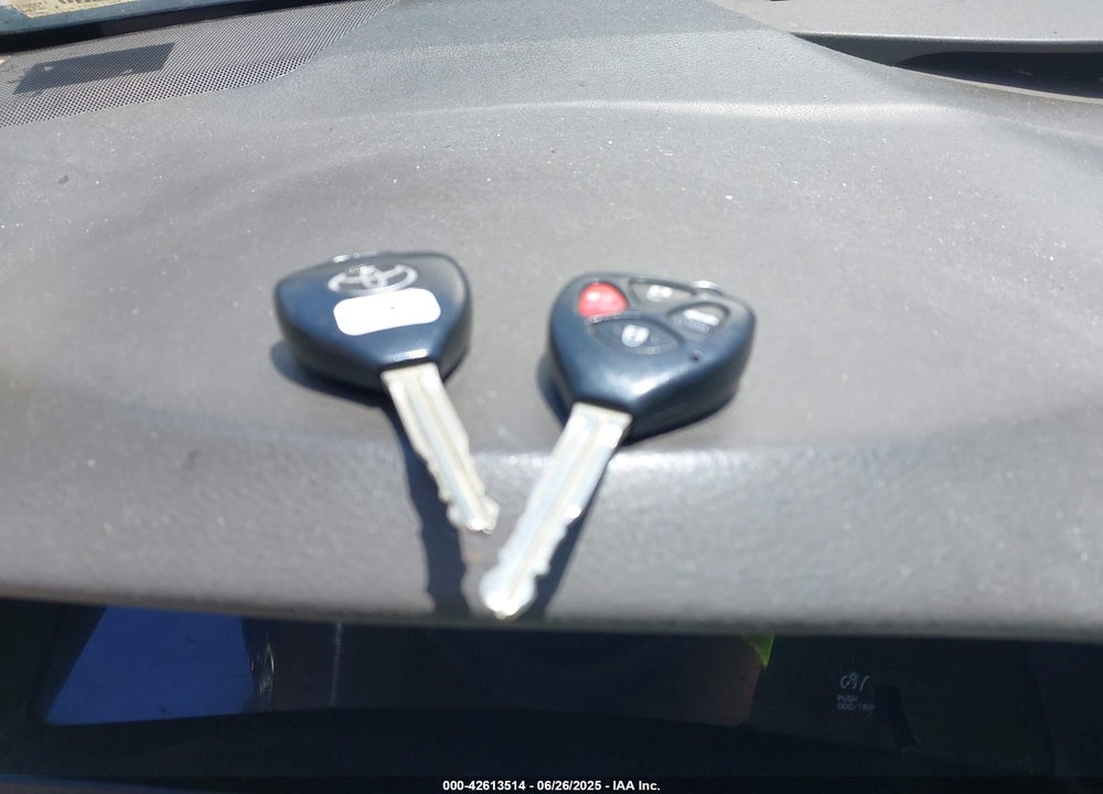 2010 TOYOTA CAMRY VIN: 4T1BF3EK3AU098529