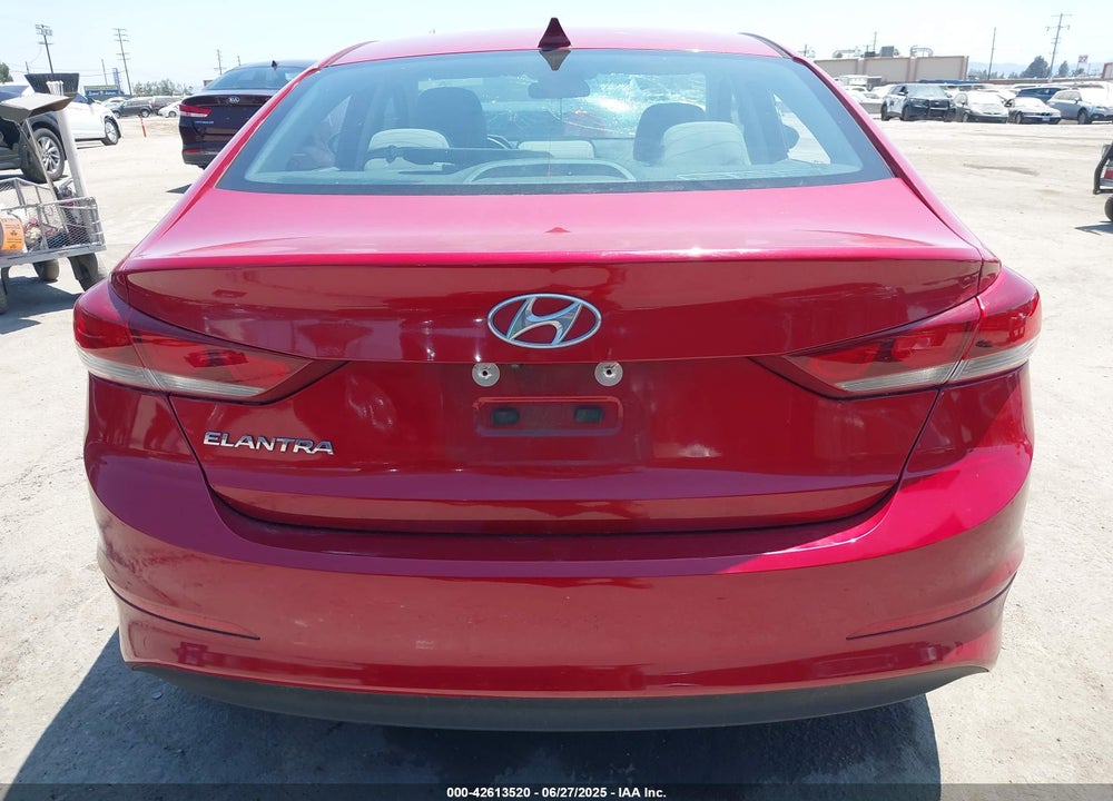 2018 HYUNDAI ELANTRA VIN: KMHD84LF0JU547132