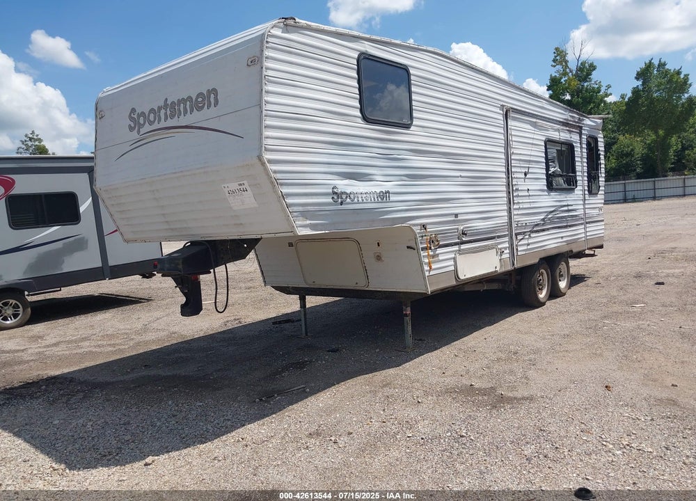 2001 SPORTSMEN 25FT FIFTH WHEEL VIN: 4EZFS242X1S113308