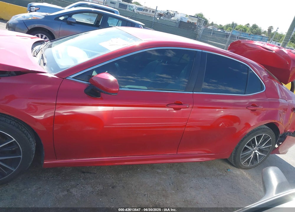 2021 TOYOTA CAMRY VIN: 4T1G11AK0MU438612