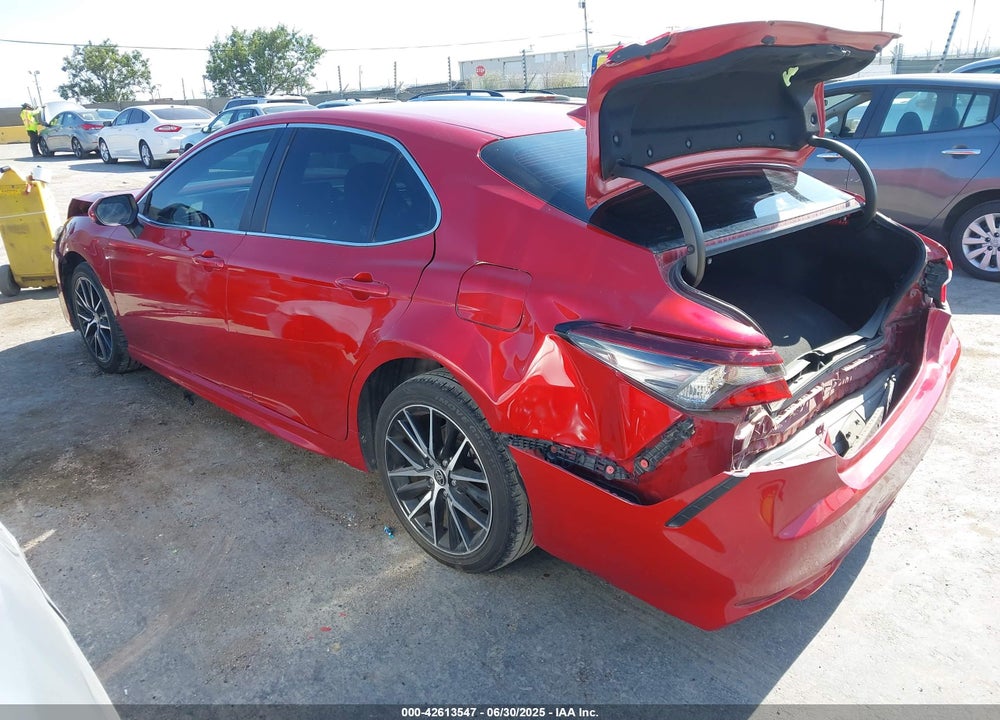 2021 TOYOTA CAMRY VIN: 4T1G11AK0MU438612