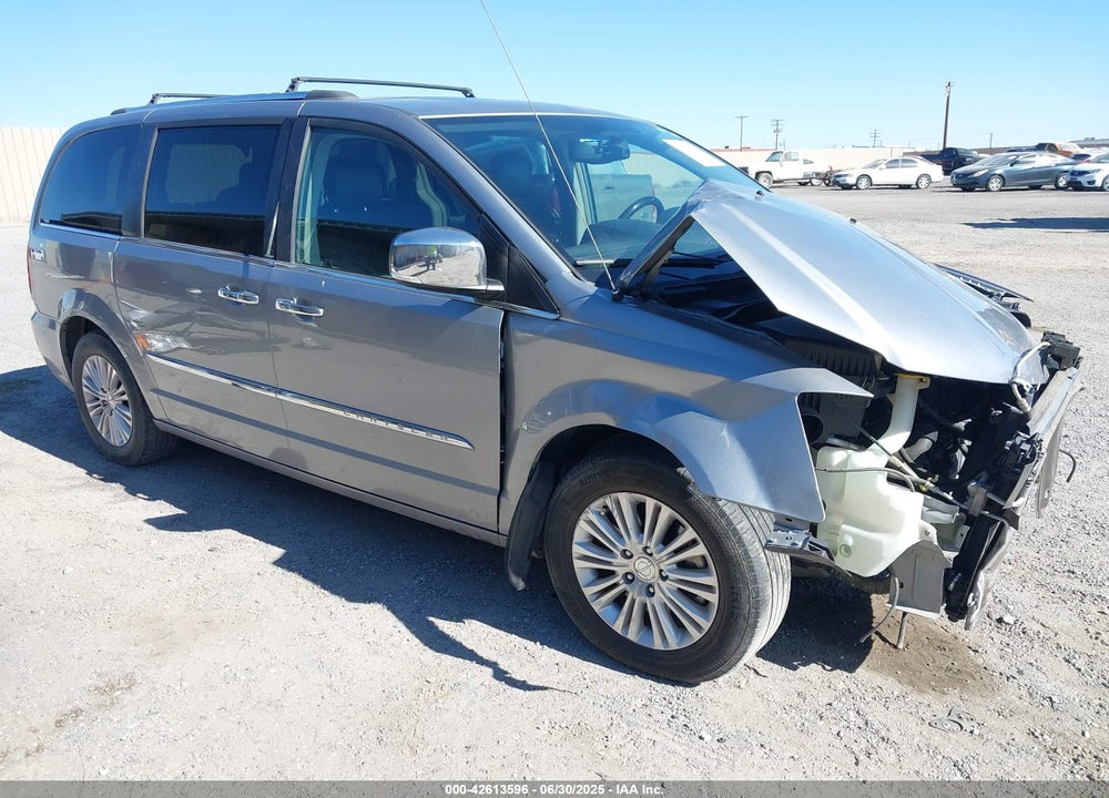 2013 CHRYSLER TOWN & COUNTRY LIMITED VIN: 2C4RC1GG0DR681604