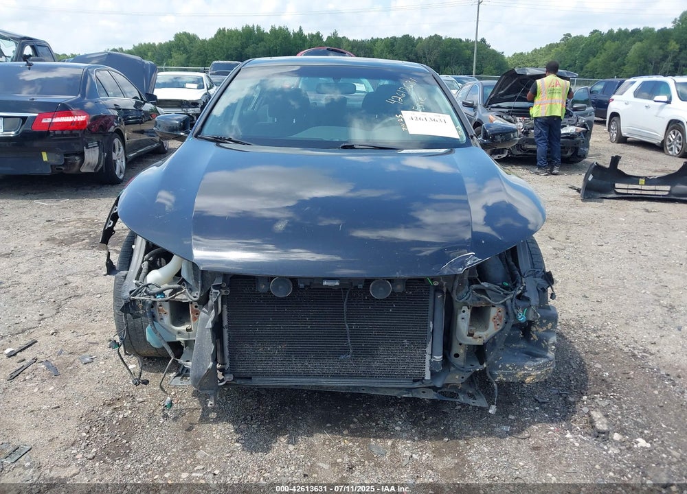 2013 HONDA ACCORD EX VIN: 1HGCR2F74DA105550