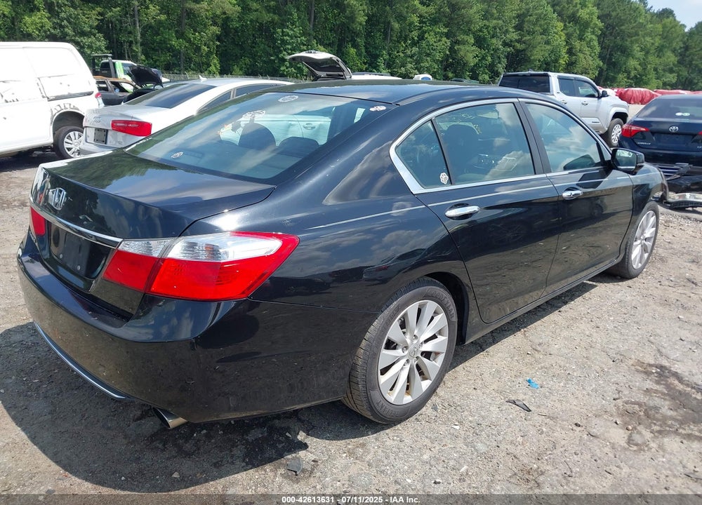 2013 HONDA ACCORD EX VIN: 1HGCR2F74DA105550
