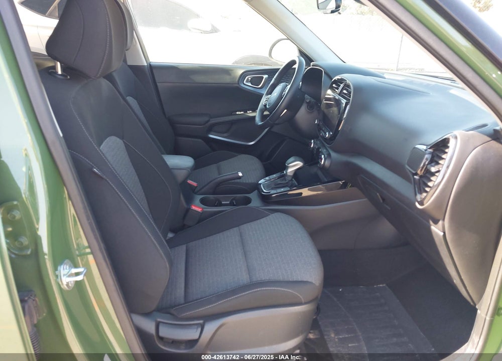 2023 KIA SOUL VIN: KNDJ33AUXP7208466