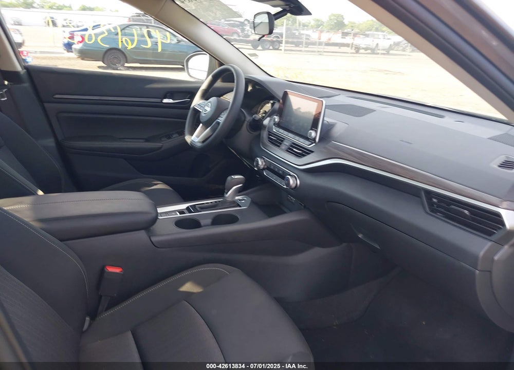 2025 NISSAN ALTIMA SV AWD VIN: 1N4BL4DW5SN373648