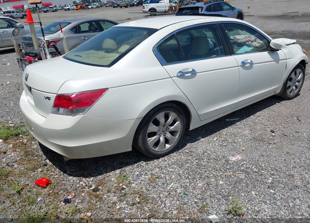 2010 HONDA ACCORD VIN: 1HGCP3F86AA004722