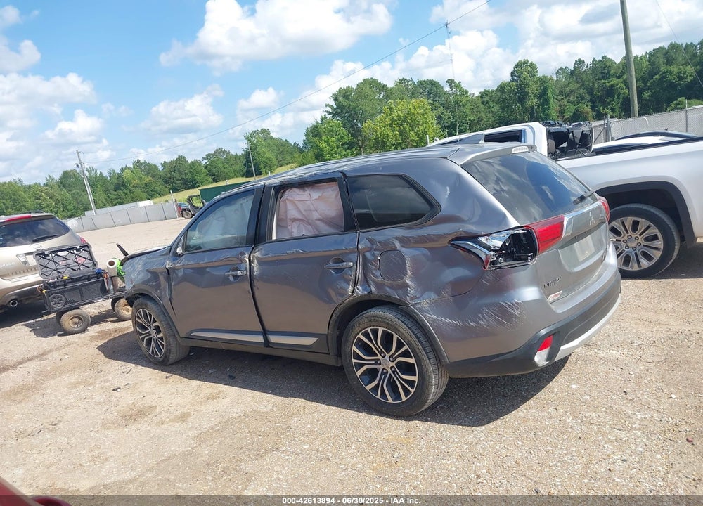 2018 MITSUBISHI OUTLANDER SE VIN: JA4AD3A30JJ005028