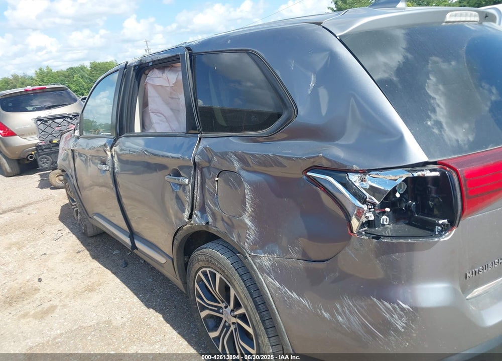2018 MITSUBISHI OUTLANDER SE VIN: JA4AD3A30JJ005028