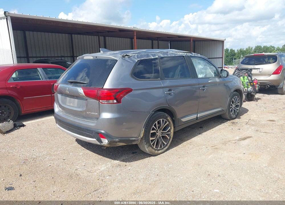 2018 MITSUBISHI OUTLANDER SE VIN: JA4AD3A30JJ005028
