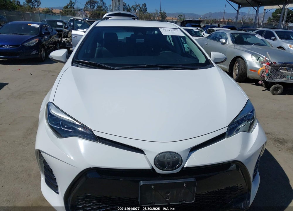2018 TOYOTA COROLLA SE VIN: 2T1BURHE8JC034373