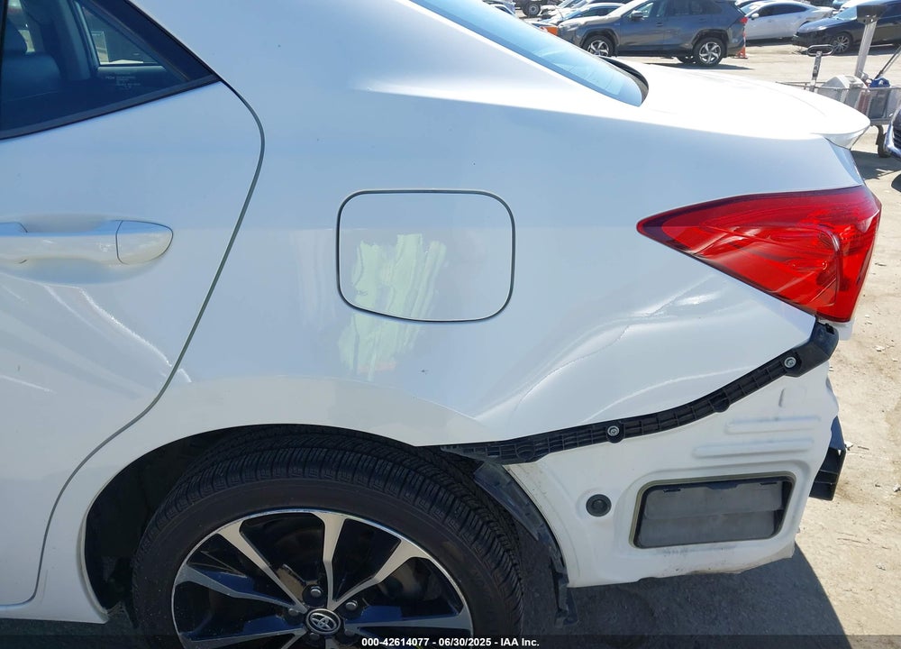2018 TOYOTA COROLLA SE VIN: 2T1BURHE8JC034373