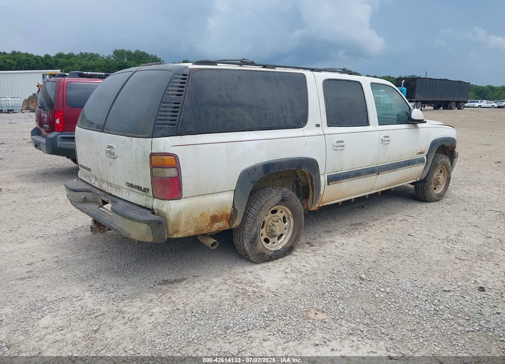 2001 CHEVROLET SUBURBAN 2500 LT VIN: 3GNGK26U31G109040